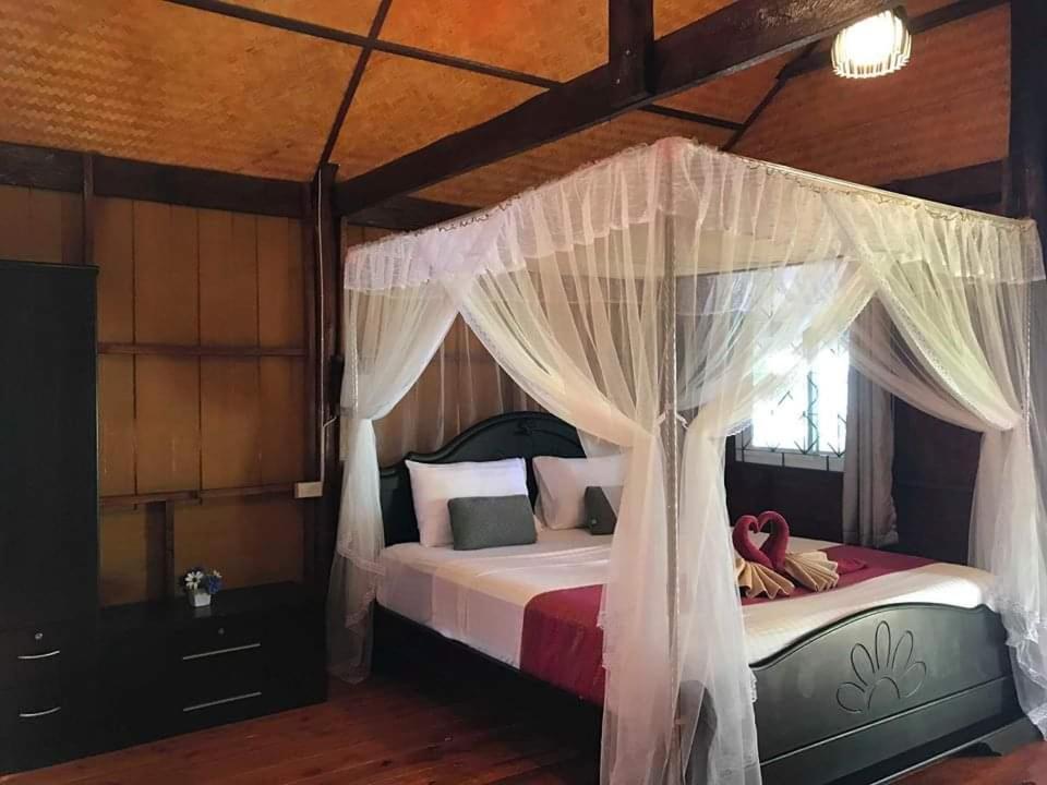 Kohjum Seafront Resort Koh Jum Εξωτερικό φωτογραφία