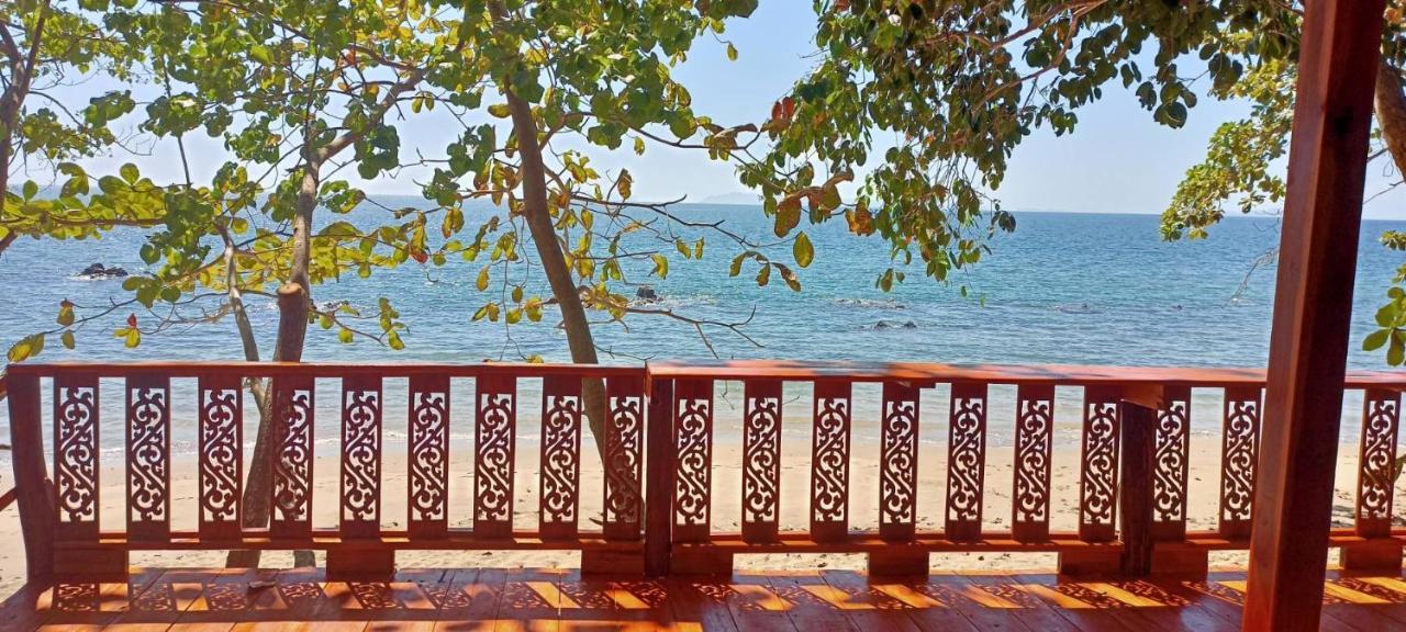Kohjum Seafront Resort Koh Jum Εξωτερικό φωτογραφία