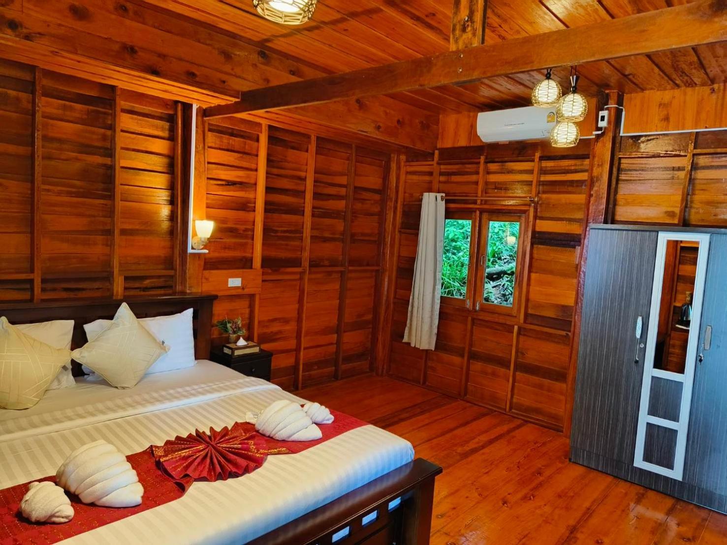 Kohjum Seafront Resort Koh Jum Εξωτερικό φωτογραφία