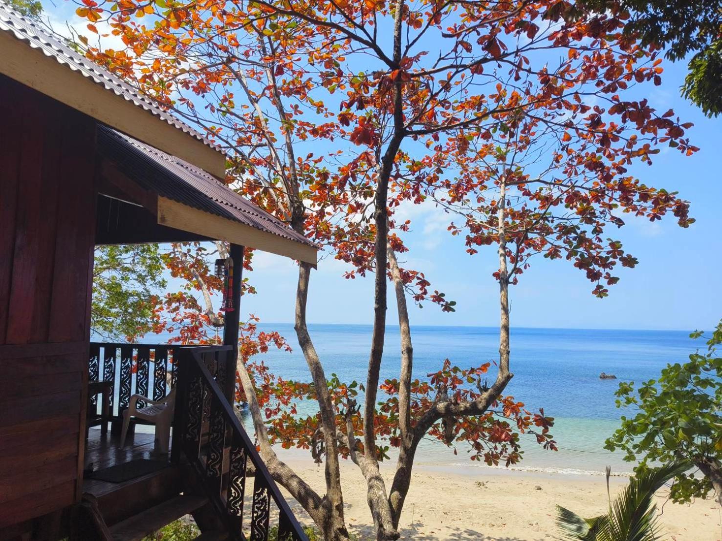 Kohjum Seafront Resort Koh Jum Εξωτερικό φωτογραφία
